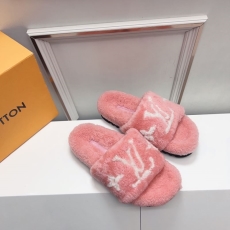 Louis Vuitton Slippers